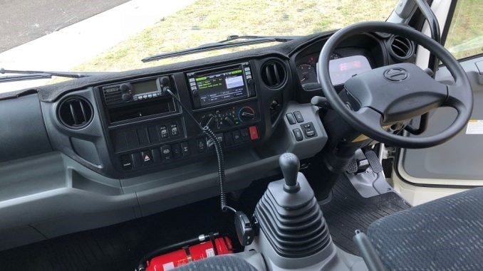 معرفی کامیونت هینو 300 مدل 2018