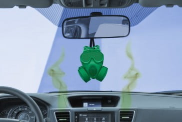 چگونه می توان ایرادات فنی خودرو را با بو کردن متوجه شد؟