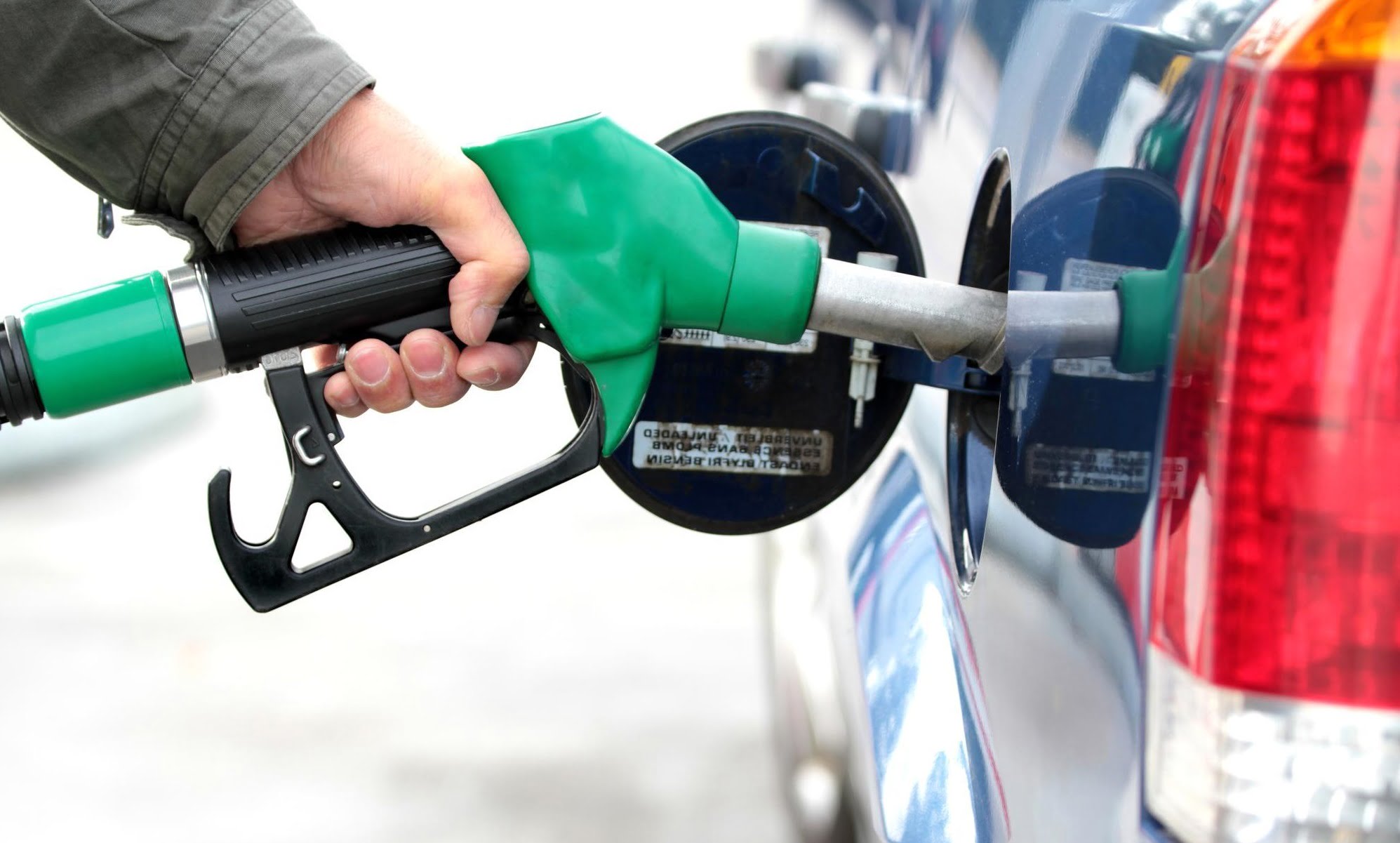افزایش قیمت سوخت چه سود و زیانی دارد؟-آسان بار-آسان پدیا-asanbar.ir